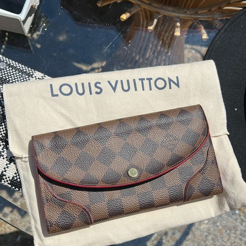 Louis Vuitton Brown Checkered Women's wallet